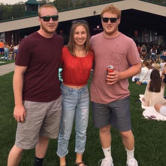 Meet your Posher, Jonathan - Picture 1 of 1